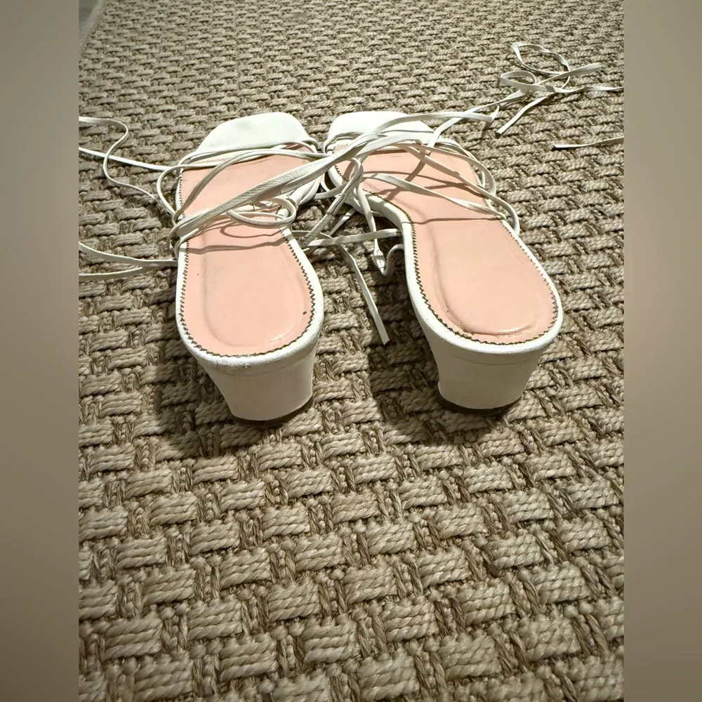 Women’s J.Crew white leather strappy sandals - Picture 3 of 4